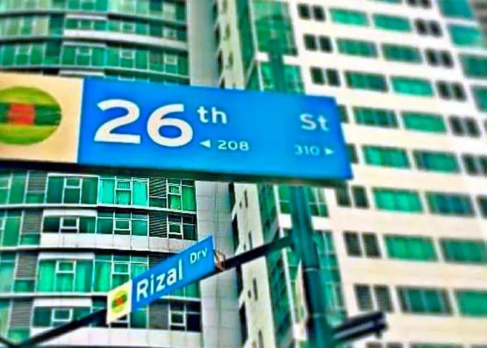Avant - Bonifacio Global Hotel Manila