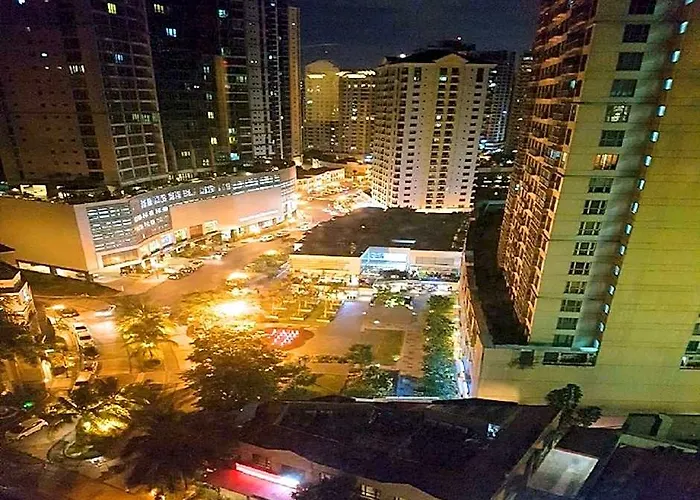فندق Avant - Bonifacio Global