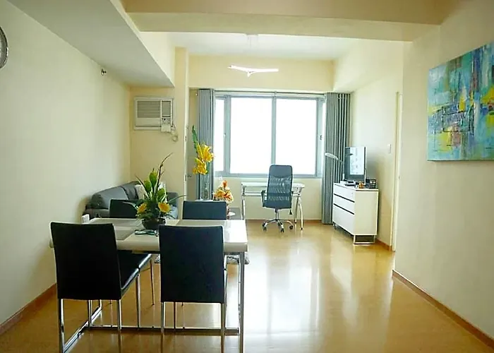 فندق Avant - Bonifacio Global